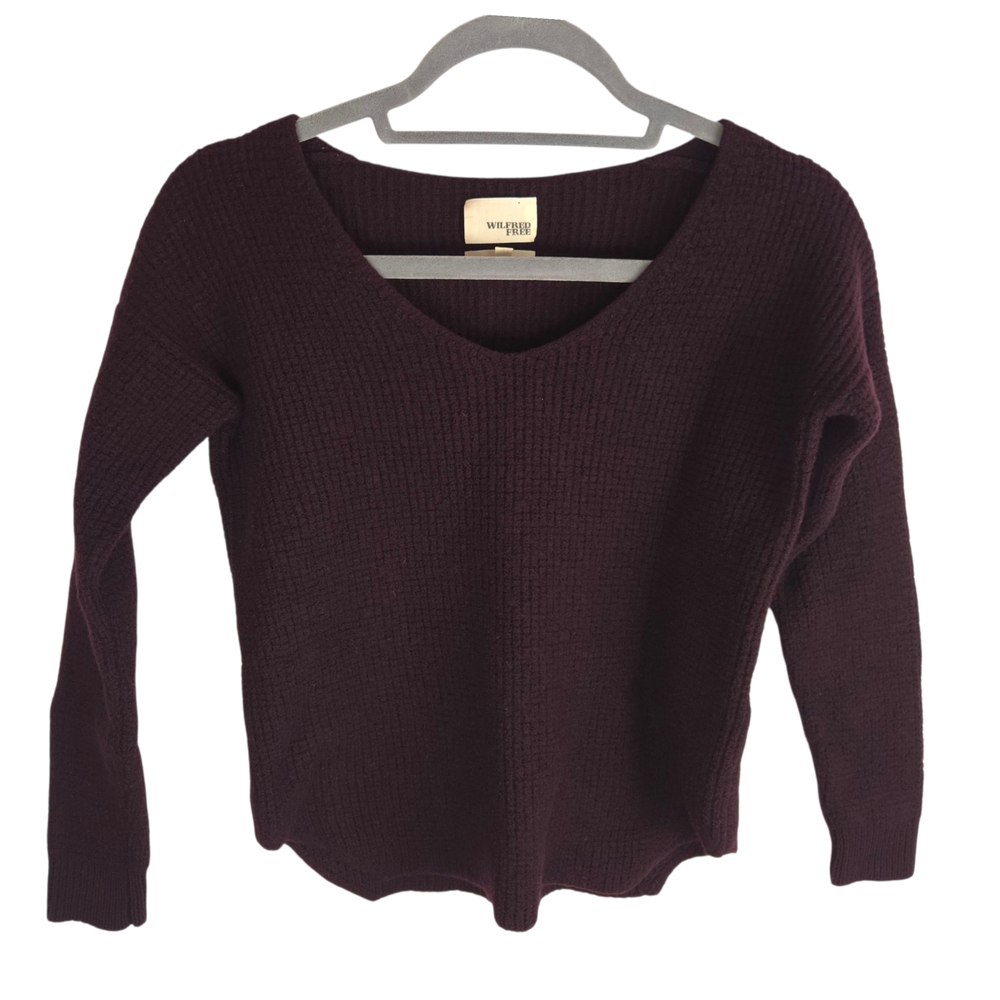 Wilfred Free Wool V-Neck Sweater in Rich Burgundy